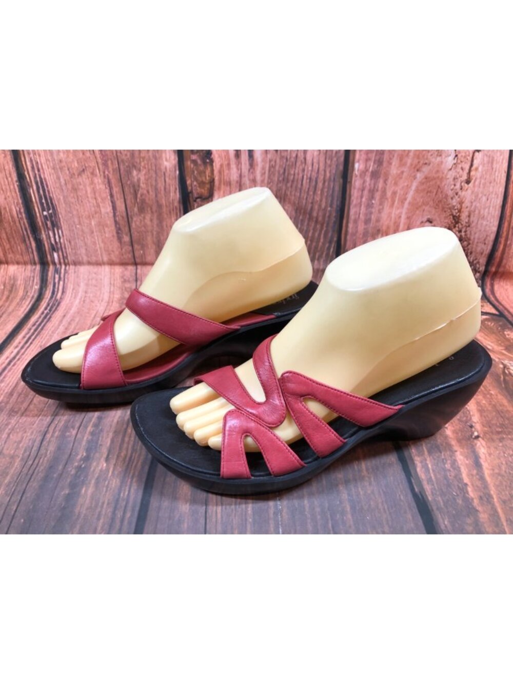 Indigo by Clarks Krona 81596 Pomegranate Wedge Slide Sandals Womens 8